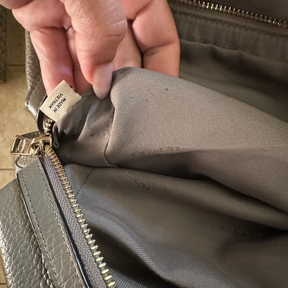 EUC Coach satchel - Picture 13 of 15